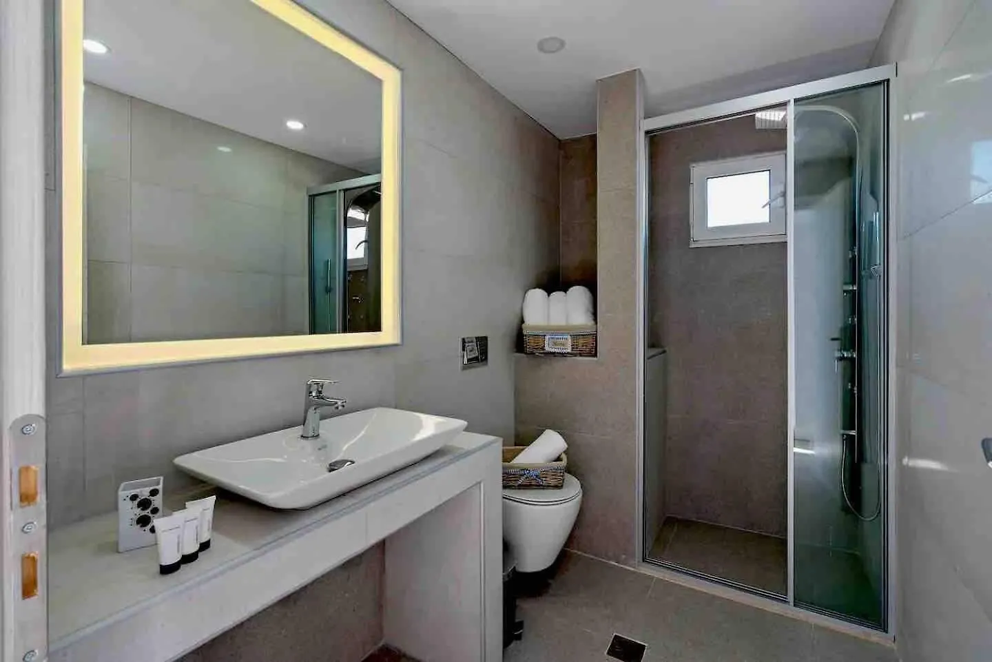 Zen - Infinity Seaview Apartment Rethymno